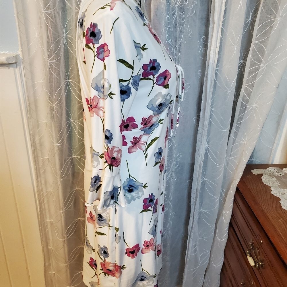 No Boundaries Floral Mini Dress Large - Picture 3 of 7
